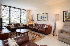Apartamento em Brasilia - Apto com boa localização,garagem e ar-condicionado