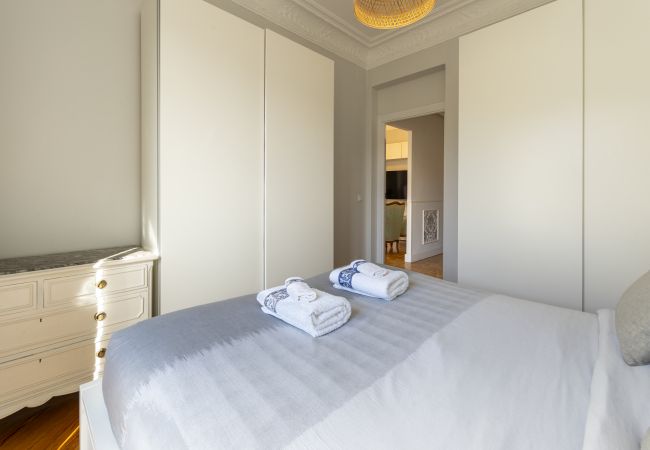 Apartamento em Madrid - Acogedor piso con balcones en el centro de Madrid , a unos pasos de la Plaza Mayor .Temporal Apartamento em Madrid - Acogedor piso con balcones en el centro de Madrid , a unos pasos de la Plaza Mayor .Temporal