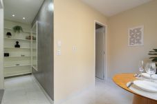 Apartamento em Rio de Janeiro - Conforto em Ipanema a 6min da praia | J302