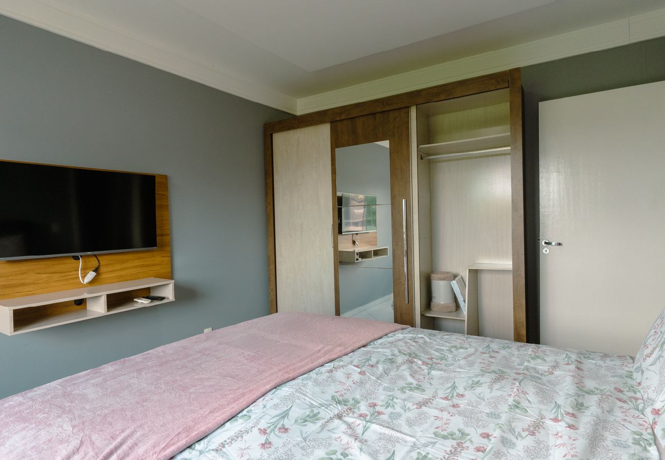 Apartamento em Biguaçu - Loft com ótima localização,Wi-Fi e ar-condicionado Apartamento em Biguaçu - Loft com ótima localização,Wi-Fi e ar-condicionado