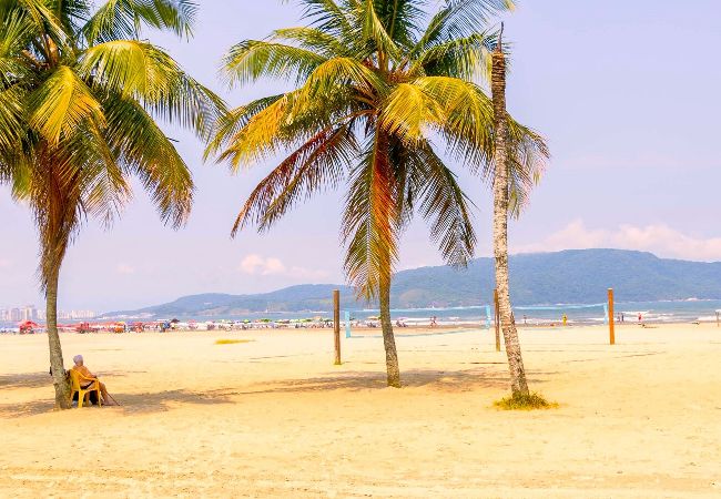 Apartamento em Santos - Confortável Apartamento com Wi-Fi, pé na areia Apartamento em Santos - Confortável Apartamento com Wi-Fi, pé na areia