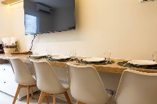 Apartamento em Santos - Confortável Apartamento com Wi-Fi, pé na areia 