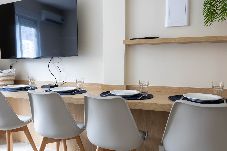 Apartamento em Santos - Apartamento Moderno com Wi-Fi em frente a praia 
