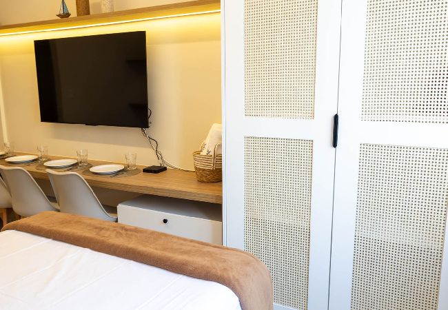 Apartamento em Santos - Apto com Wi-Fi frente mar - Conforto e Praticidade Apartamento em Santos - Apto com Wi-Fi frente mar - Conforto e Praticidade