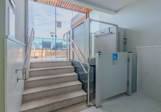 Apartamento em Salvador - Stúdio com Wi-Fi próximo do mar com vista incrível Apartamento em Salvador - Stúdio com Wi-Fi próximo do mar com vista incrível