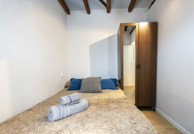 Apartamento em Madrid - Piso de 2 dormitorios a pasos del Museo Reina Sofía: confort y ubicación perfecta en Madrid .Temporal Apartamento em Madrid - Piso de 2 dormitorios a pasos del Museo Reina Sofía: confort y ubicación perfecta en Madrid .Temporal