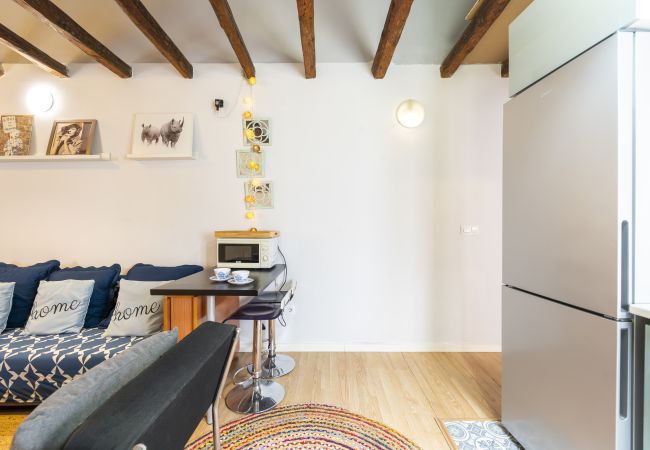 Apartamento em Madrid - Piso de 2 dormitorios a pasos del Museo Reina Sofía: confort y ubicación perfecta en Madrid .Temporal Apartamento em Madrid - Piso de 2 dormitorios a pasos del Museo Reina Sofía: confort y ubicación perfecta en Madrid .Temporal