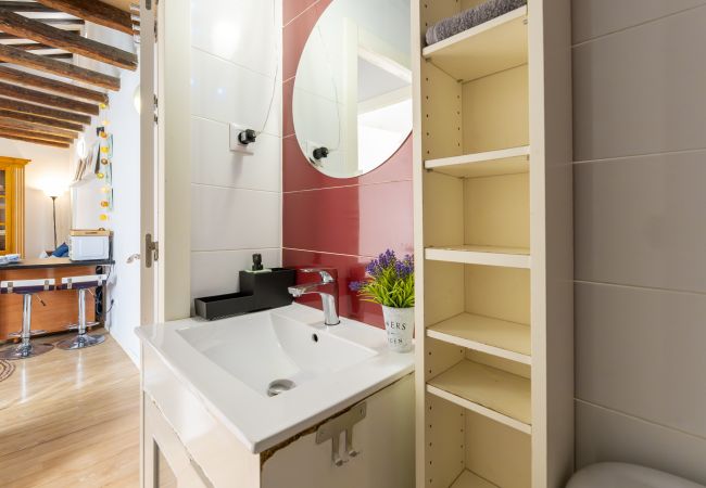 Apartamento em Madrid - Piso de 2 dormitorios a pasos del Museo Reina Sofía: confort y ubicación perfecta en Madrid .Temporal Apartamento em Madrid - Piso de 2 dormitorios a pasos del Museo Reina Sofía: confort y ubicación perfecta en Madrid .Temporal