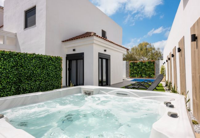 Vila em San Miguel de Abona - LUXURY VILLA LIBELLILE 