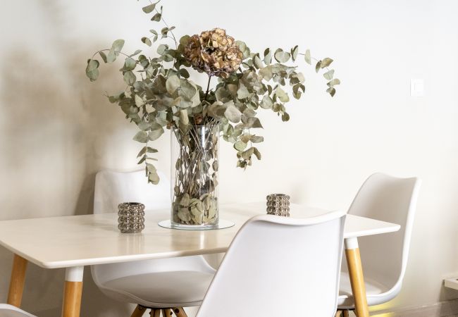 Apartamento em Madrid - Dúplex con encanto en Chamberí : Comodidad y diseño en dos niveles  Apartamento em Madrid - Dúplex con encanto en Chamberí : Comodidad y diseño en dos niveles