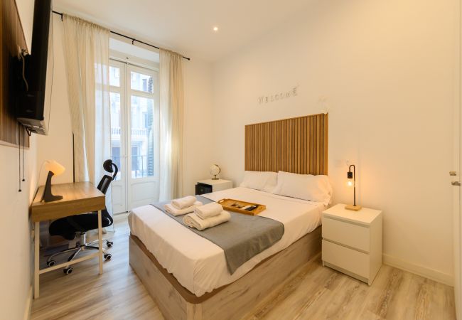  em Madrid - Los Ángeles: habitación con comodidad y zonas compartidas Gran Vía-Madrid
