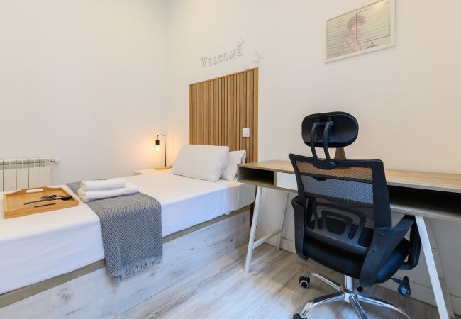 Quarto em Madrid - Ámsterdam: habitación con comodidad y zonas compartidas Gran Vía-Madrid.Temporal Quarto em Madrid - Ámsterdam: habitación con comodidad y zonas compartidas Gran Vía-Madrid.Temporal