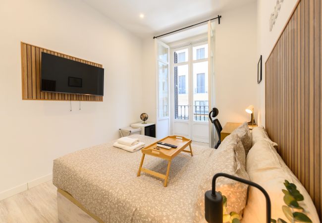 Quarto em Madrid - Washington:  habitación con comodidad y zonas compartidas Gran Vía-Madrid.Temporal Quarto em Madrid - Washington:  habitación con comodidad y zonas compartidas Gran Vía-Madrid.Temporal