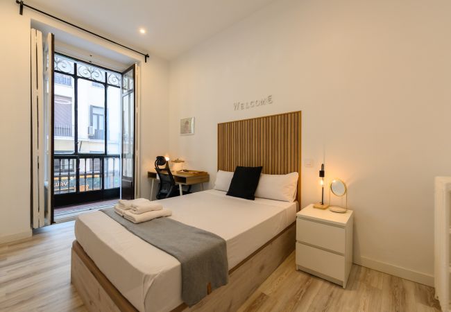 Quarto em Madrid - Zurich: habitación con comodidad y zonas compartidas Gran Vía-Madrid.Temporal Quarto em Madrid - Zurich: habitación con comodidad y zonas compartidas Gran Vía-Madrid.Temporal