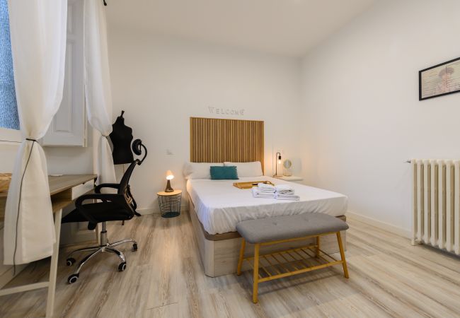 Quarto em Madrid - Madrid: habitación con comodidad y zonas compartidas- Gran Vía.Temporal Quarto em Madrid - Madrid: habitación con comodidad y zonas compartidas- Gran Vía.Temporal
