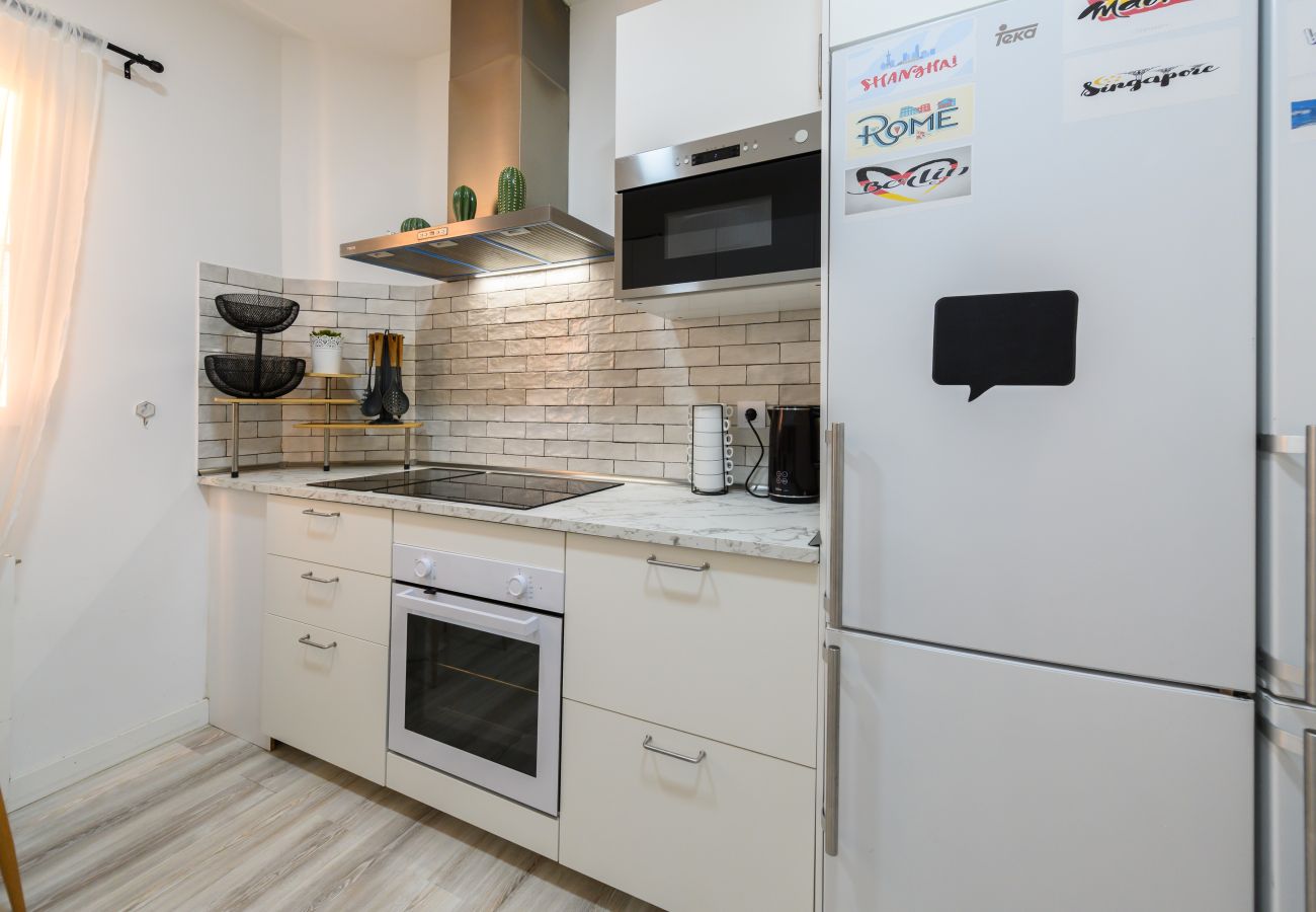Quarto em Madrid - Madrid: habitación con comodidad y zonas compartidas- Gran Vía.Temporal Quarto em Madrid - Madrid: habitación con comodidad y zonas compartidas- Gran Vía.Temporal