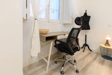 Quarto em Madrid - Madrid: habitación con comodidad y zonas compartidas- Gran Vía