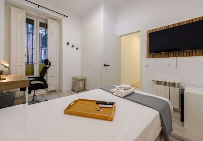 Quarto em Madrid - Shanghái: habitación con comodidad y zonas compartidas Gran Vía-Madrid.Temporal Quarto em Madrid - Shanghái: habitación con comodidad y zonas compartidas Gran Vía-Madrid.Temporal