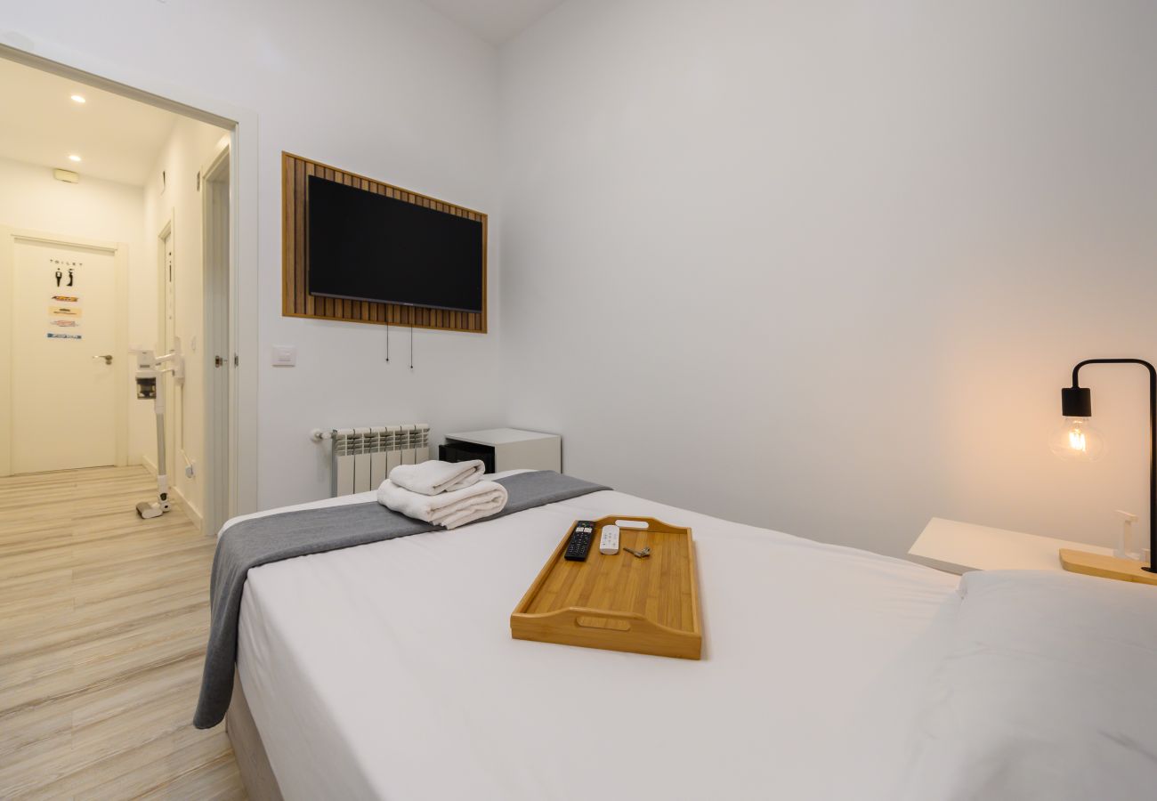 Quarto em Madrid - Shanghái: habitación con comodidad y zonas compartidas Gran Vía-Madrid.Temporal Quarto em Madrid - Shanghái: habitación con comodidad y zonas compartidas Gran Vía-Madrid.Temporal