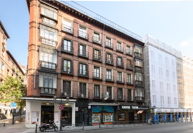Quarto em Madrid - Roma: habitación con comodidad y zonas compartidas Gran Vía-Madrid.Temporal Quarto em Madrid - Roma: habitación con comodidad y zonas compartidas Gran Vía-Madrid.Temporal