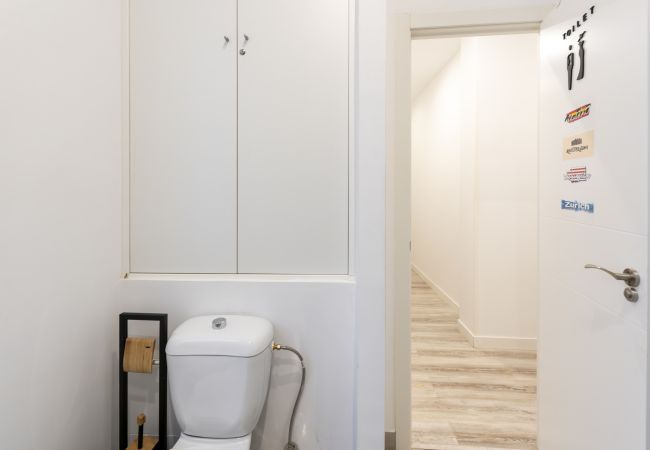 Quarto em Madrid - Berlín: habitación con comodidad y zonas compartidas Gran Vía-Madrid.Temporal Quarto em Madrid - Berlín: habitación con comodidad y zonas compartidas Gran Vía-Madrid.Temporal