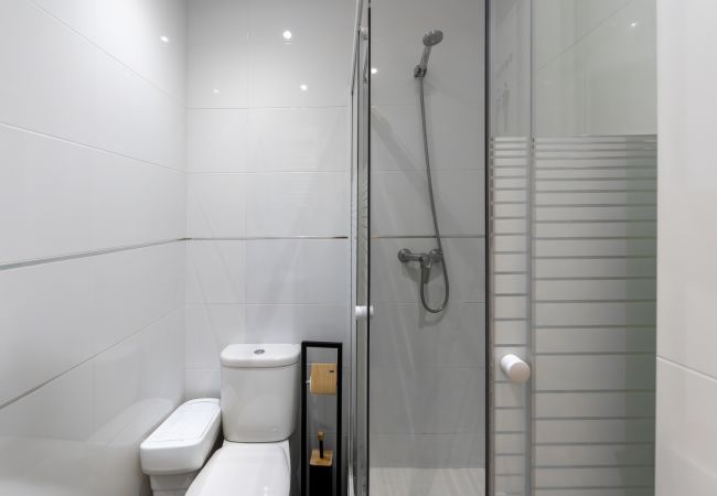 Quarto em Madrid - Berlín: habitación con comodidad y zonas compartidas Gran Vía-Madrid.Temporal Quarto em Madrid - Berlín: habitación con comodidad y zonas compartidas Gran Vía-Madrid.Temporal