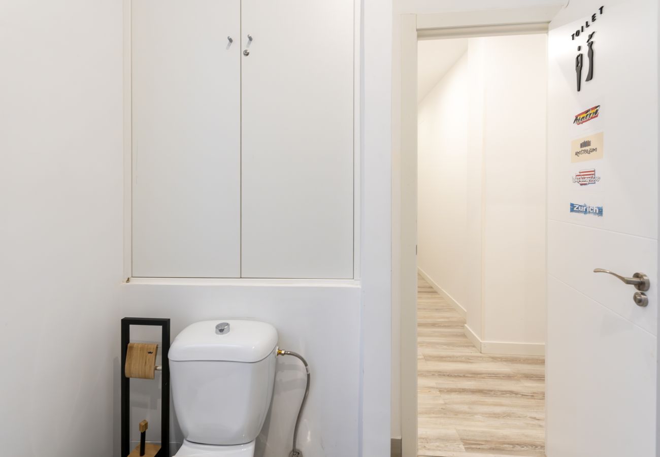 Quarto em Madrid - Berlín: habitación con comodidad y zonas compartidas Gran Vía-Madrid.Temporal Quarto em Madrid - Berlín: habitación con comodidad y zonas compartidas Gran Vía-Madrid.Temporal