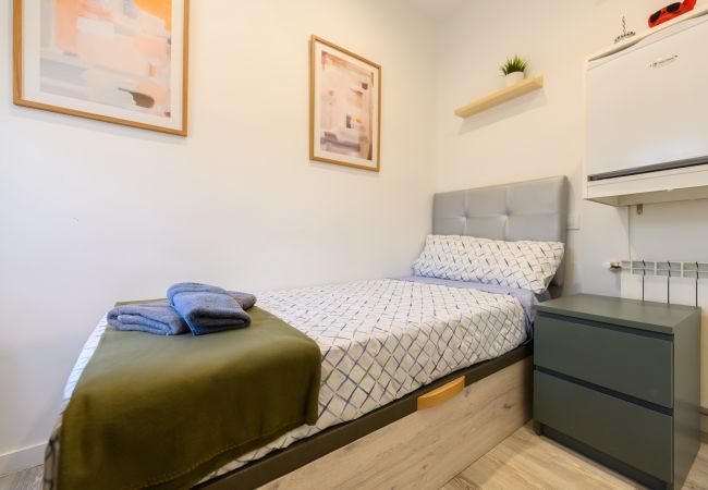 Quarto em Madrid - Tarija: Habitación con confort y esencia boliviana en Madrid Temporal  Quarto em Madrid - Tarija: Habitación con confort y esencia boliviana en Madrid Temporal