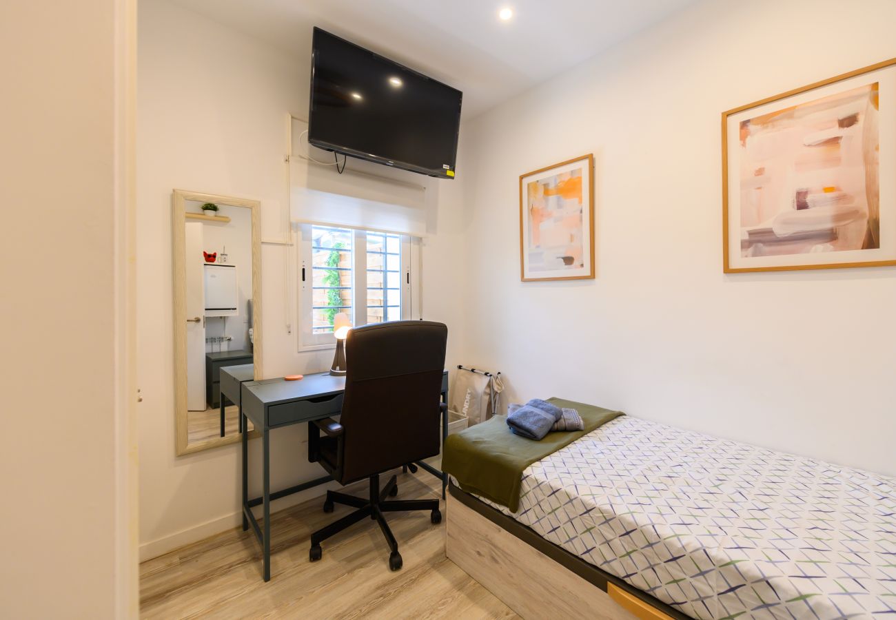 Quarto em Madrid - Tarija: Habitación con confort y esencia boliviana en Madrid Temporal  Quarto em Madrid - Tarija: Habitación con confort y esencia boliviana en Madrid Temporal