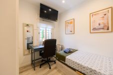 Quarto em Madrid - Tarija: Habitación con confort y esencia boliviana en Madrid Temporal  Quarto em Madrid - Tarija: Habitación con confort y esencia boliviana en Madrid Temporal