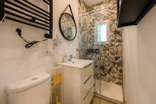 Quarto em Madrid - La Paz: Habitación con confort y esencia boliviana en Madrid. Temporal Quarto em Madrid - La Paz: Habitación con confort y esencia boliviana en Madrid. Temporal