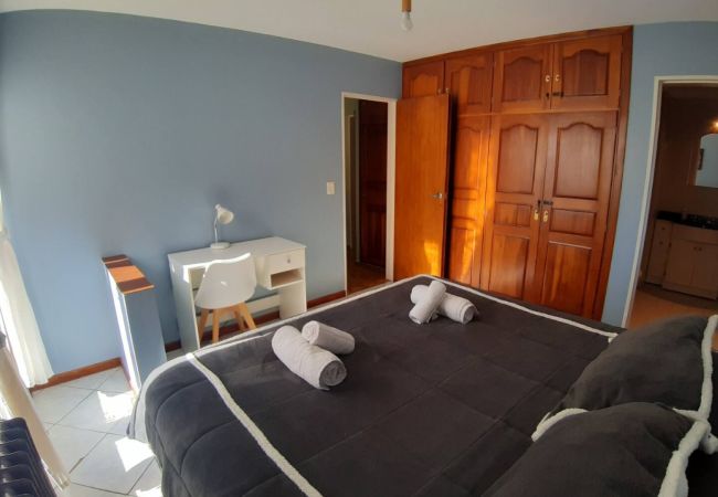 Casa em San Carlos de Bariloche - Casa Jardim Botânico Bariloche – 6 quartos, 4 banheiros Casa em San Carlos de Bariloche - Casa Jardim Botânico Bariloche – 6 quartos, 4 banheiros