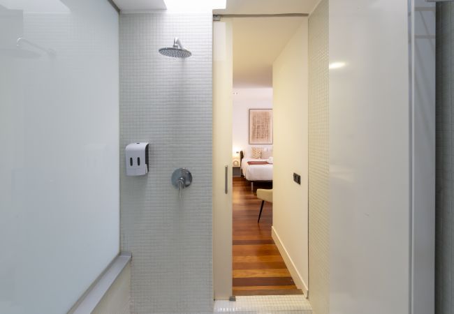 Apartamento em Madrid - Dúplex de 3 Dormitorios – Amplio, Luminoso cerca del Paseo de la Castellana .Temporal Apartamento em Madrid - Dúplex de 3 Dormitorios – Amplio, Luminoso cerca del Paseo de la Castellana .Temporal
