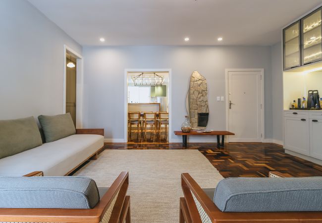 Apartamento em Teresópolis - Apto bem equipado c WiFi,lareira e boa localização Apartamento em Teresópolis - Apto bem equipado c WiFi,lareira e boa localização