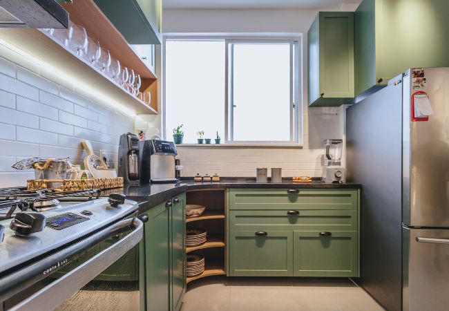 Apartamento em Teresópolis - Apto bem equipado c WiFi,lareira e boa localização Apartamento em Teresópolis - Apto bem equipado c WiFi,lareira e boa localização