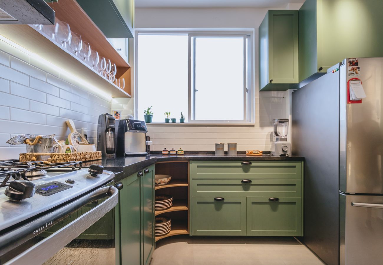 Apartamento em Teresópolis - Apto bem equipado c WiFi,lareira e boa localização Apartamento em Teresópolis - Apto bem equipado c WiFi,lareira e boa localização