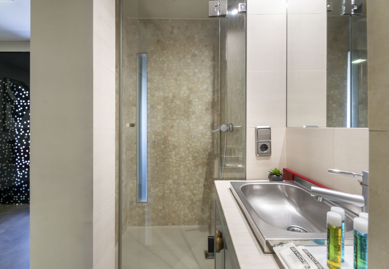 Apartamento em Madrid - Alquiler Mensual en Madrid – Piso Exterior con 1 Dormitorio + Estudio y 2 Baños.Temporal Apartamento em Madrid - Alquiler Mensual en Madrid – Piso Exterior con 1 Dormitorio + Estudio y 2 Baños.Temporal