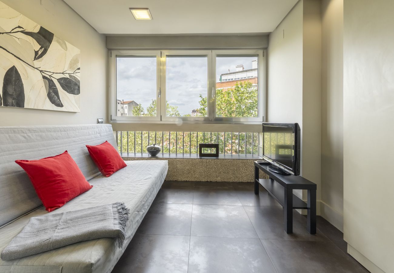 Apartamento em Madrid - Alquiler Mensual en Madrid – Piso Exterior con 1 Dormitorio + Estudio y 2 Baños.Temporal Apartamento em Madrid - Alquiler Mensual en Madrid – Piso Exterior con 1 Dormitorio + Estudio y 2 Baños.Temporal