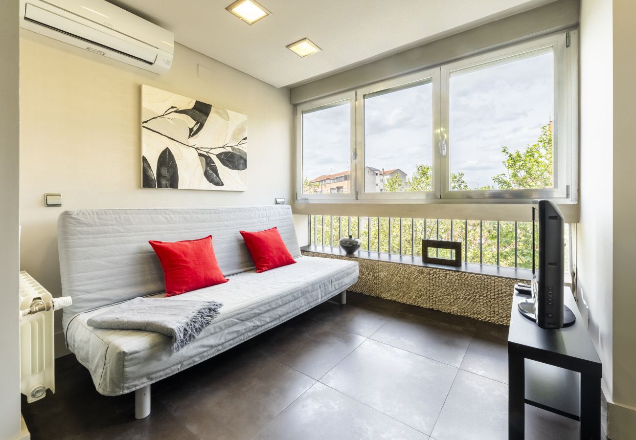 Apartamento em Madrid - Alquiler Mensual en Madrid – Piso Exterior con 1 Dormitorio + Estudio y 2 Baños.Temporal Apartamento em Madrid - Alquiler Mensual en Madrid – Piso Exterior con 1 Dormitorio + Estudio y 2 Baños.Temporal