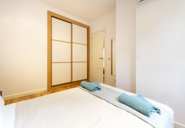 Apartamento em Madrid - Piso de 1 dormitorio y balcón -Alquiler Temporal en Madrid  Apartamento em Madrid - Piso de 1 dormitorio y balcón -Alquiler Temporal en Madrid