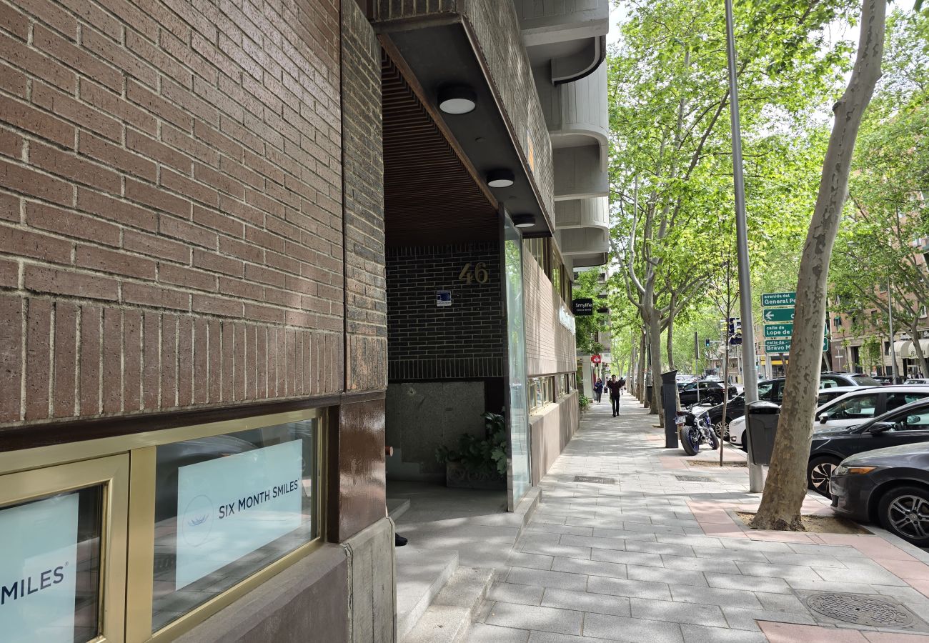 Apartamento em Madrid - Piso de 1 dormitorio y balcón -Alquiler Temporal en Madrid  Apartamento em Madrid - Piso de 1 dormitorio y balcón -Alquiler Temporal en Madrid