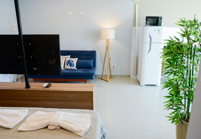 Apartamento em Ubatuba - Apto c área gourmet a 300m da Praia das Toninhas Apartamento em Ubatuba - Apto c área gourmet a 300m da Praia das Toninhas