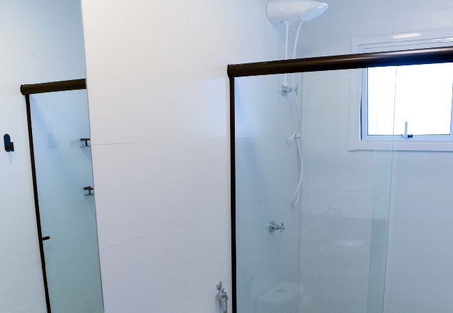 Apartamento em Ubatuba - Apto c área gourmet a 300m da Praia das Toninhas Apartamento em Ubatuba - Apto c área gourmet a 300m da Praia das Toninhas