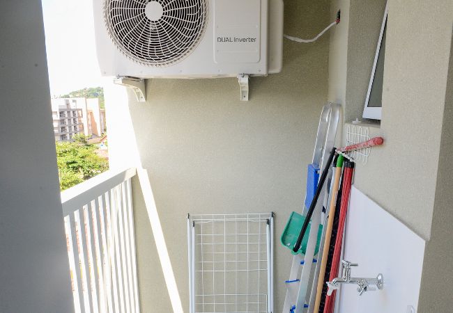 Apartamento em Ubatuba - Apto c área gourmet a 300m da Praia das Toninhas Apartamento em Ubatuba - Apto c área gourmet a 300m da Praia das Toninhas