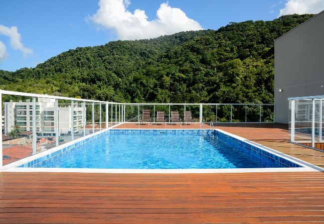 Apartamento em Ubatuba - Apto c área gourmet a 300m da Praia das Toninhas Apartamento em Ubatuba - Apto c área gourmet a 300m da Praia das Toninhas