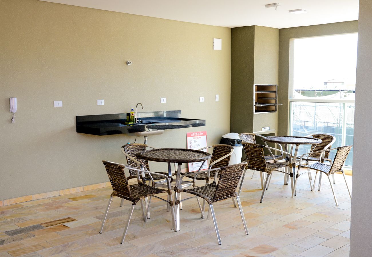 Apartamento em Ubatuba - Apto c área gourmet a 300m da Praia das Toninhas Apartamento em Ubatuba - Apto c área gourmet a 300m da Praia das Toninhas