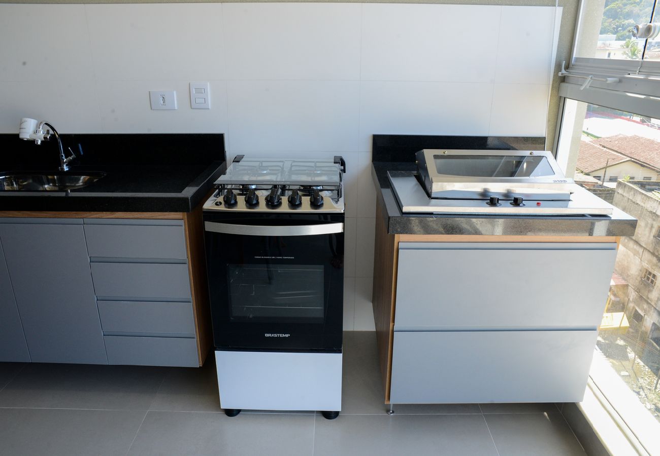 Apartamento em Ubatuba - Apto c área gourmet a 300m da Praia das Toninhas Apartamento em Ubatuba - Apto c área gourmet a 300m da Praia das Toninhas