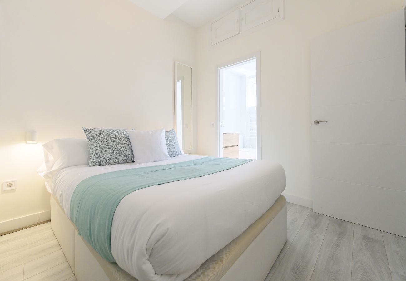 Apartamento em Madrid - Alquiler Mensual en Madrid – Piso moderno de 1 dormitorio. Temporal  Apartamento em Madrid - Alquiler Mensual en Madrid – Piso moderno de 1 dormitorio. Temporal