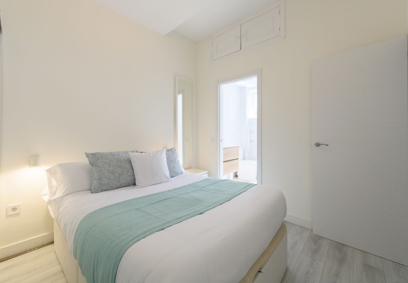 Apartamento em Madrid - Alquiler Mensual en Madrid – Piso moderno de 1 dormitorio. Temporal  Apartamento em Madrid - Alquiler Mensual en Madrid – Piso moderno de 1 dormitorio. Temporal