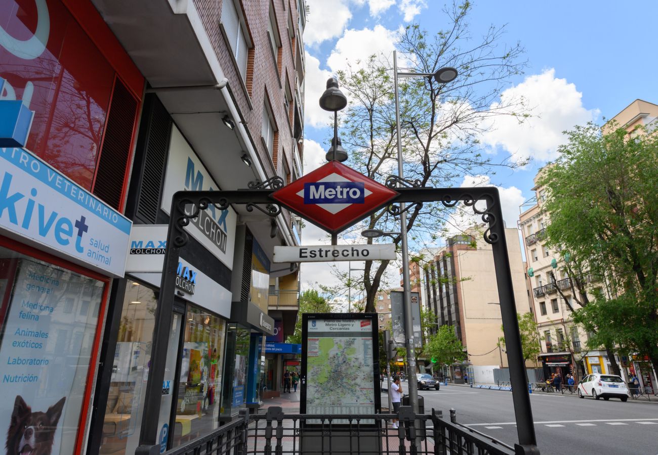 Apartamento em Madrid - Alquiler Mensual en Madrid – Piso moderno de 1 dormitorio. Temporal  Apartamento em Madrid - Alquiler Mensual en Madrid – Piso moderno de 1 dormitorio. Temporal